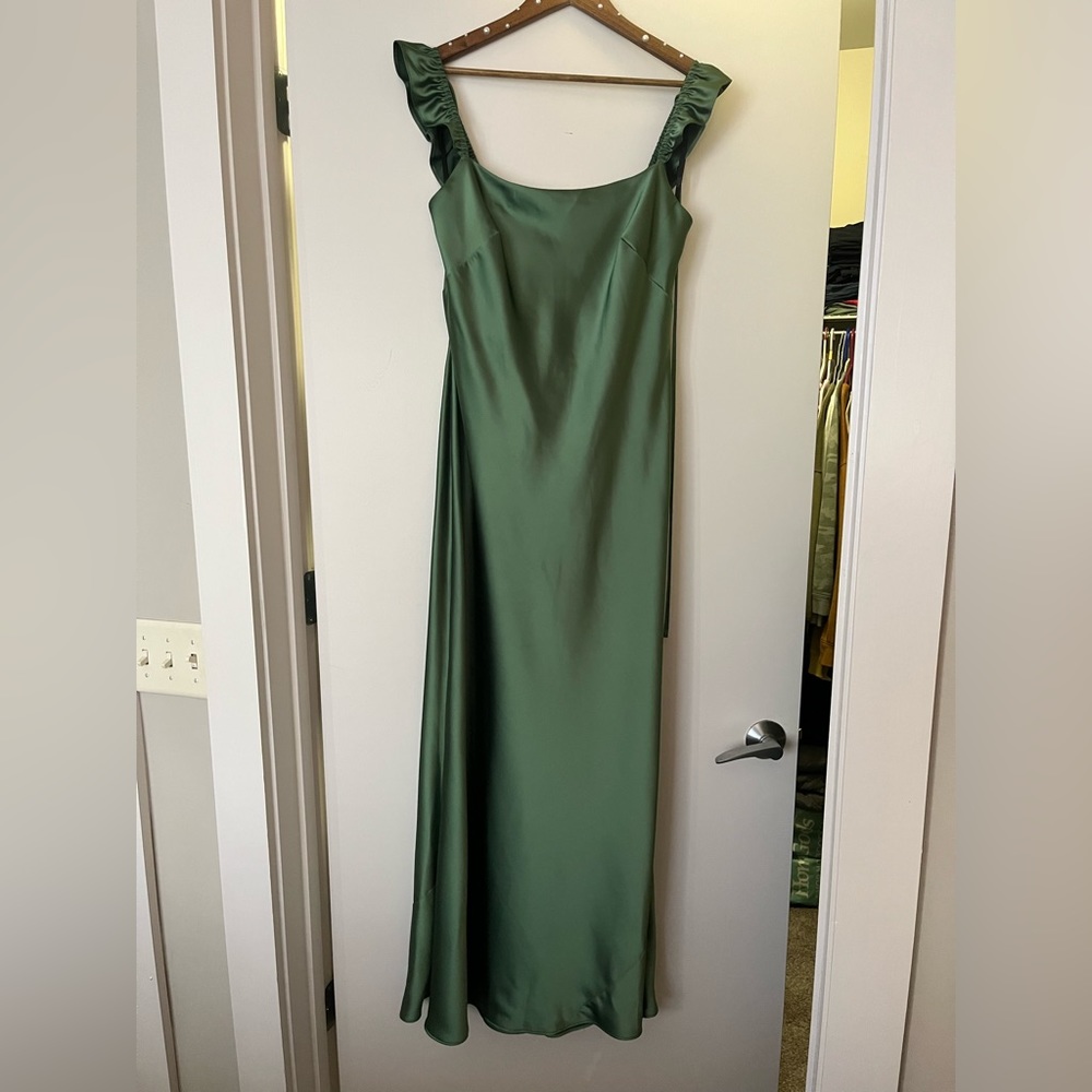 Social bridesmaid dress. large but altered to fit like a medium. Worn once
